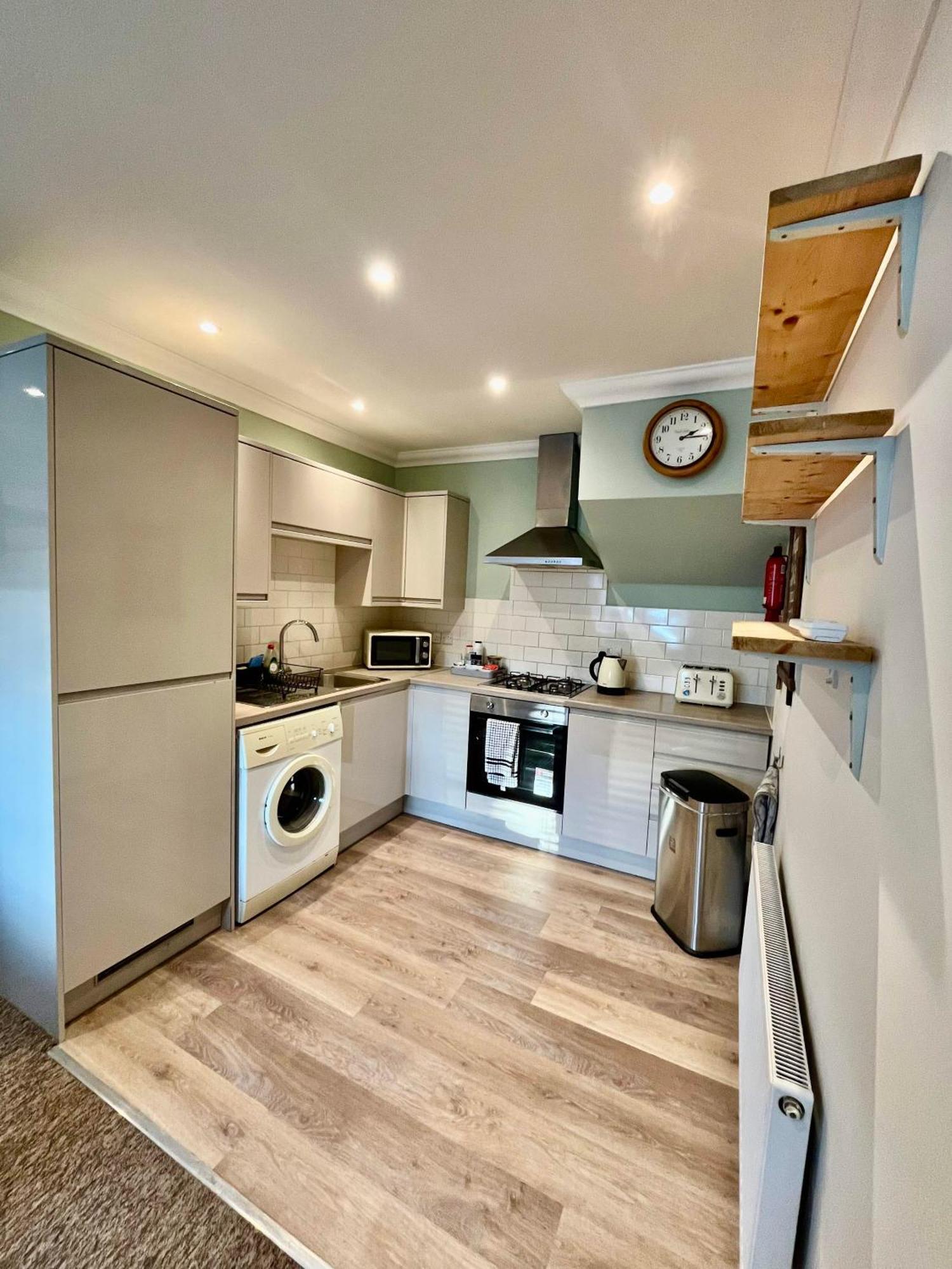 Villa The Coastal Escape Bournemouth Esterno foto