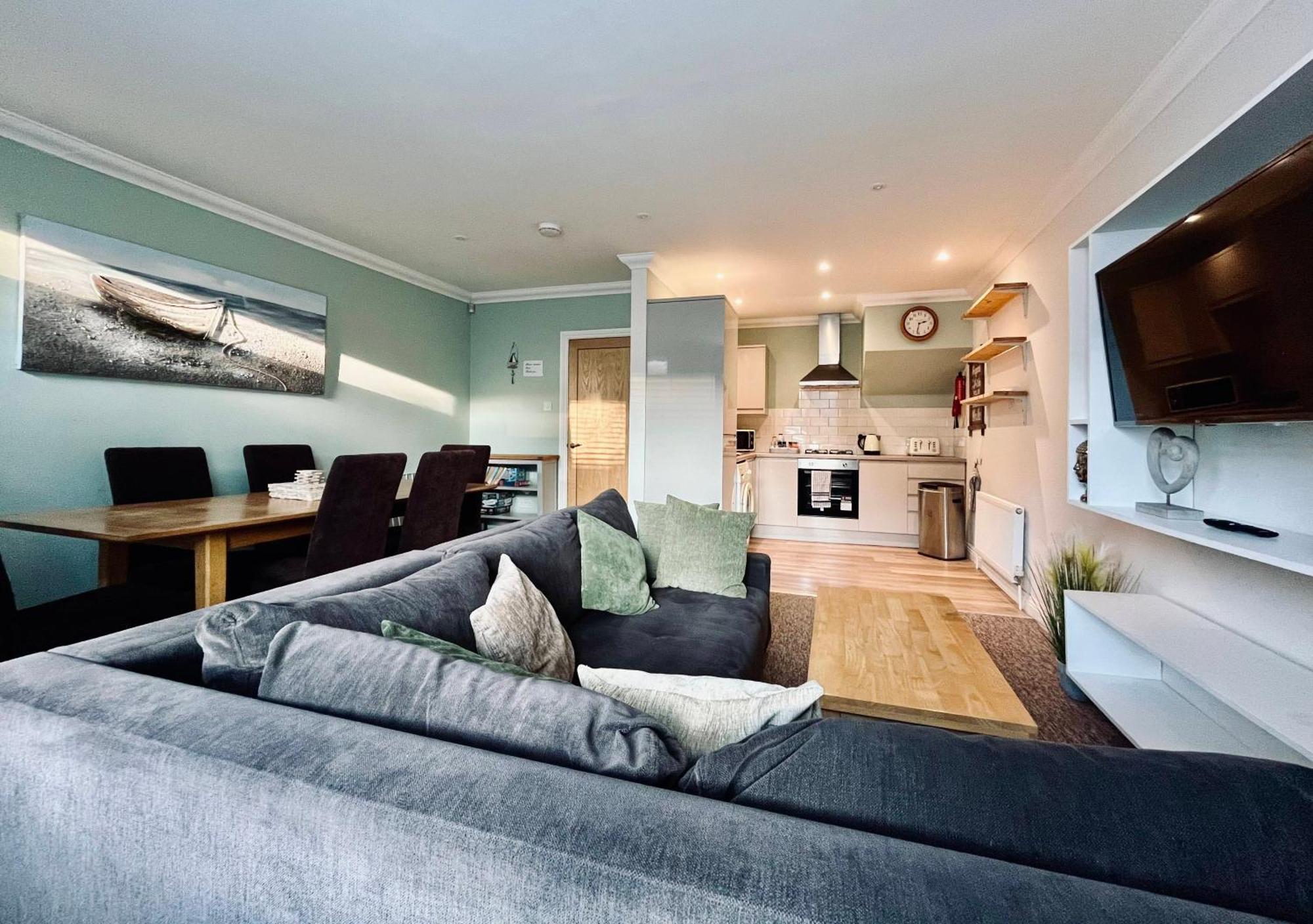 Villa The Coastal Escape Bournemouth Esterno foto